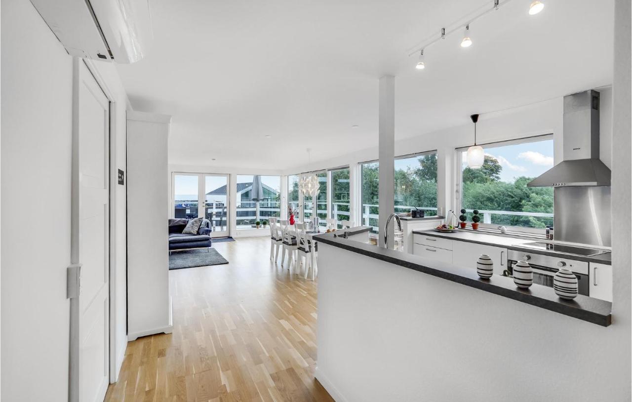 2 Bedroom Stunning Home In Stroby Екстер'єр фото